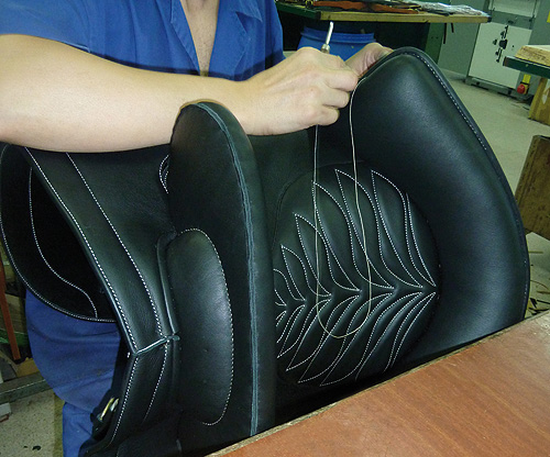 Fabricación de silla de montar Marjoman